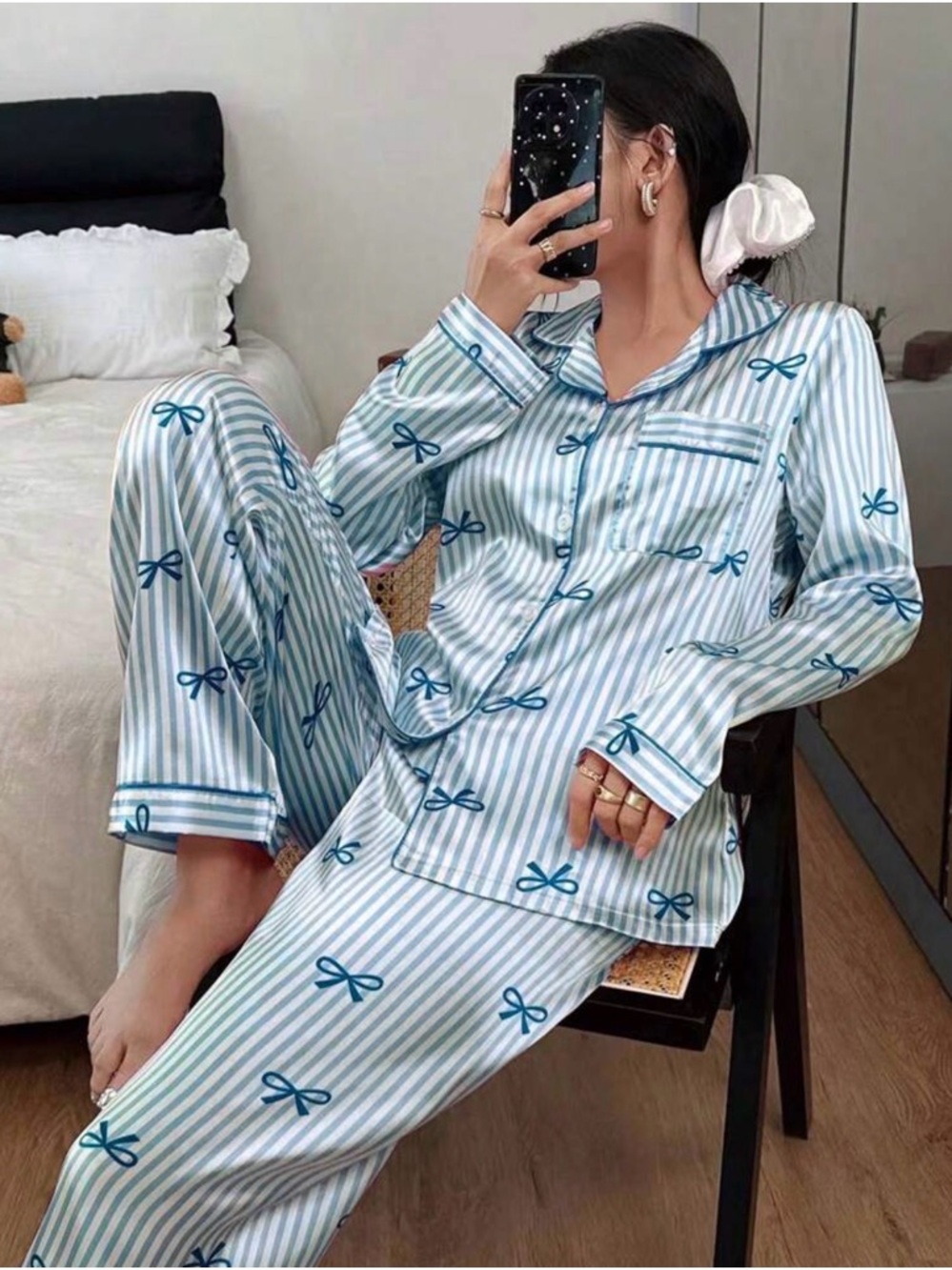 NWT Blue & White Striped Bow-Print Pajama Set
